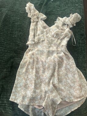 Francesca's Collections | Dresses | Sage Green Francescas Dress Nwt | Poshmark Francesca's Collections | Dresses | Sage Green Francescas Dress Nwt | Poshmark